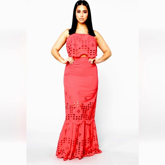 Dresses & Skirts - Two piece eyelet strapless cropped top and maxi skirt set